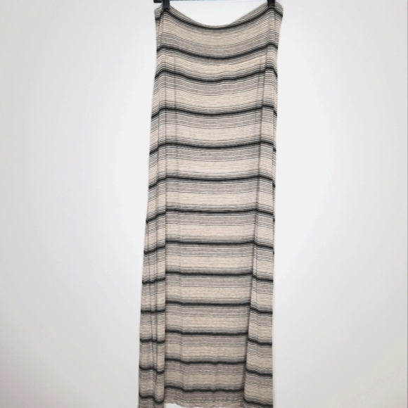 Tan and Black Striped Maxi Skirt - Picture 5 of 5